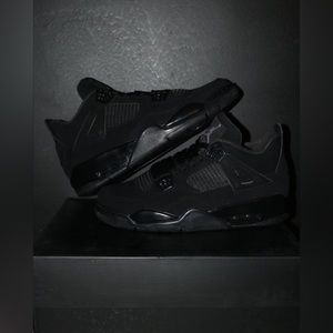 Jordan 4 Black Cat